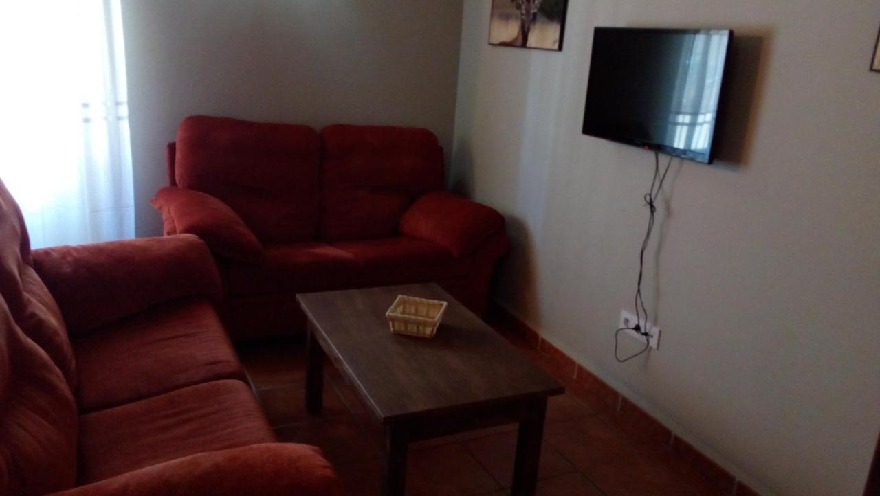 Apartamentos Rurales Casas De Los Maestros Talarrubias ภายนอก รูปภาพ