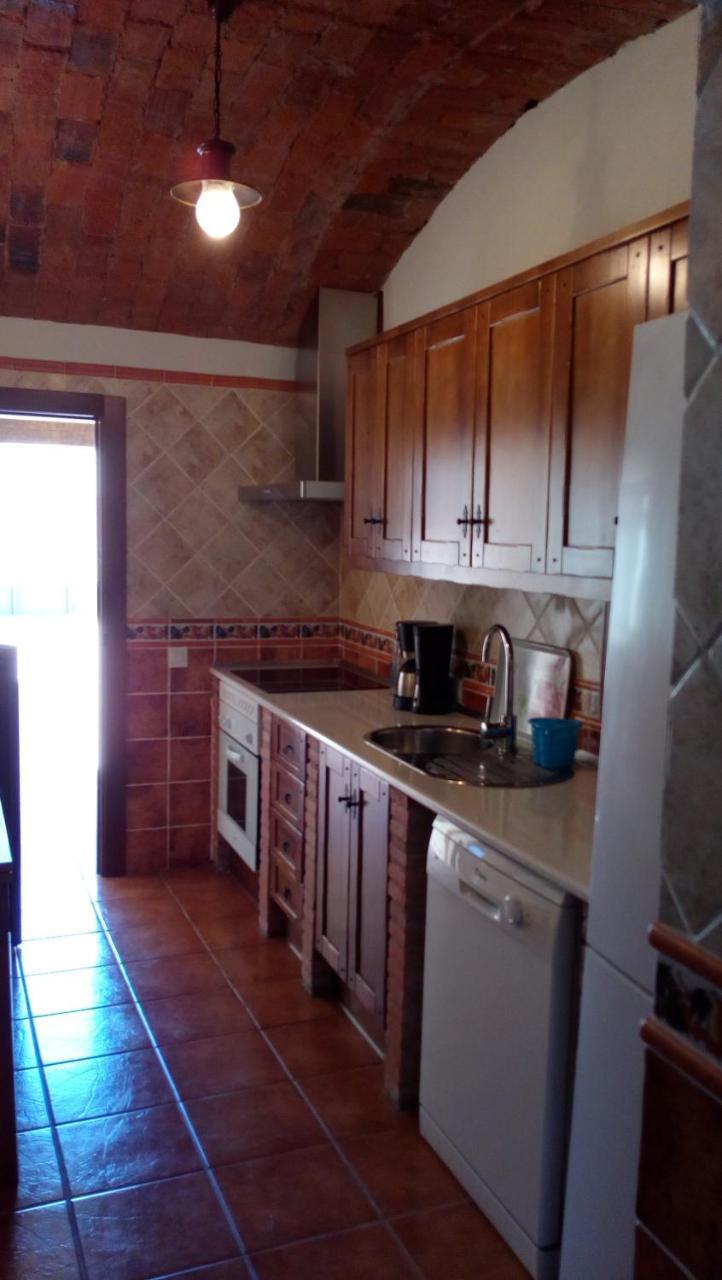 Apartamentos Rurales Casas De Los Maestros Talarrubias ภายนอก รูปภาพ