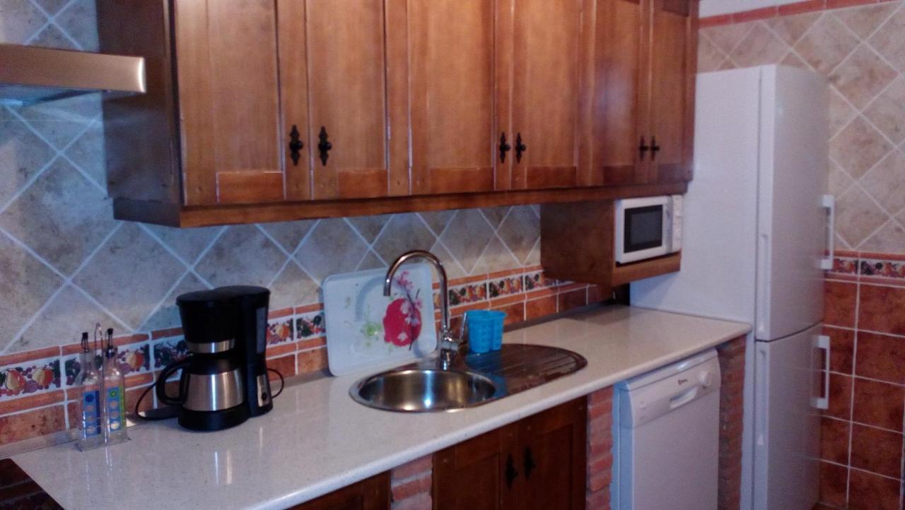 Apartamentos Rurales Casas De Los Maestros Talarrubias ภายนอก รูปภาพ